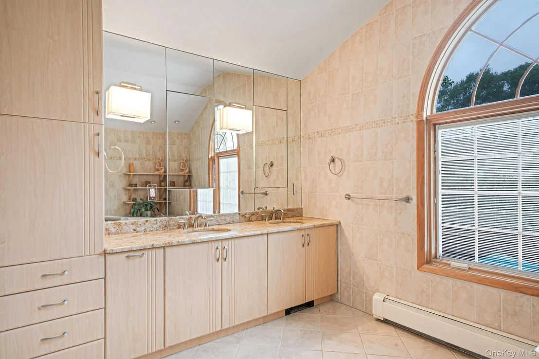 Photo of 2 Sagamore Way N