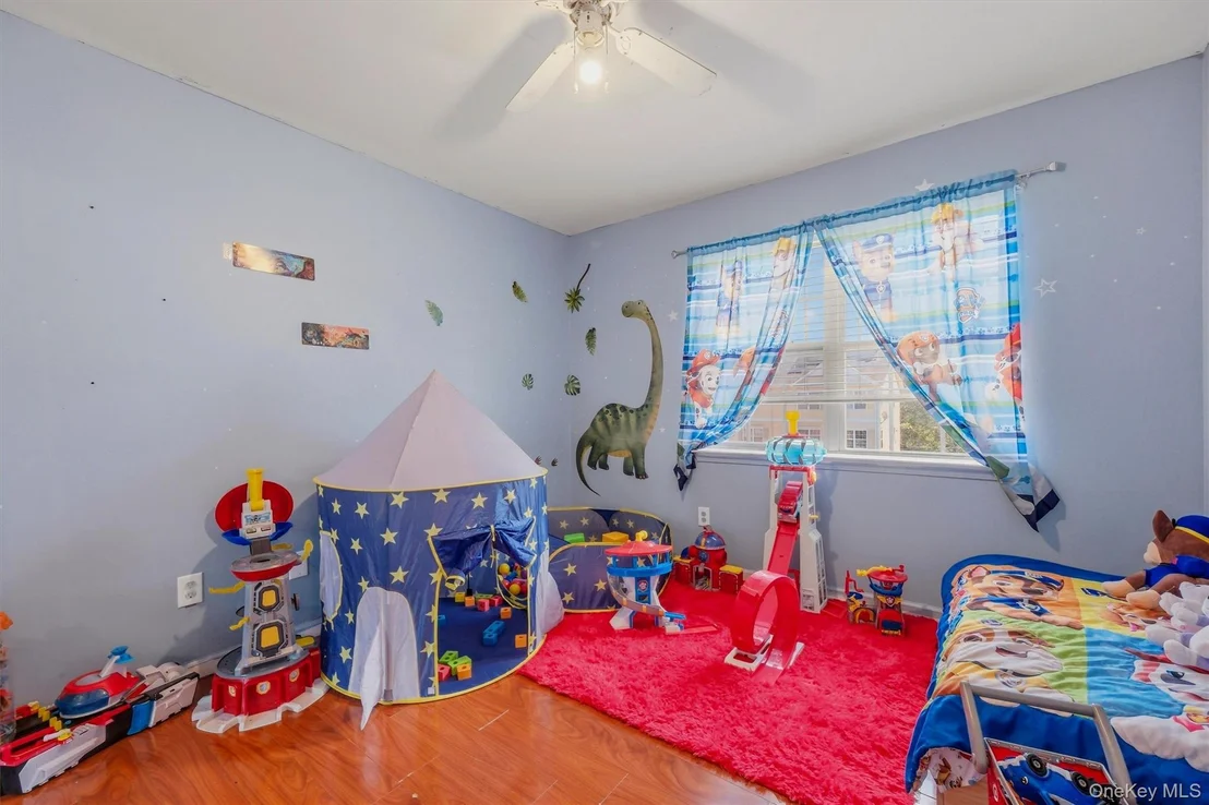 Photo of 70 Peach Place