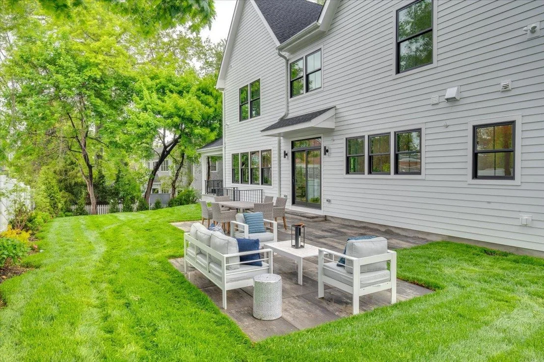 Photo of 12 Fairway Avenue