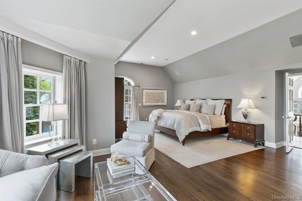 Photo of 8 Boxwood Lane