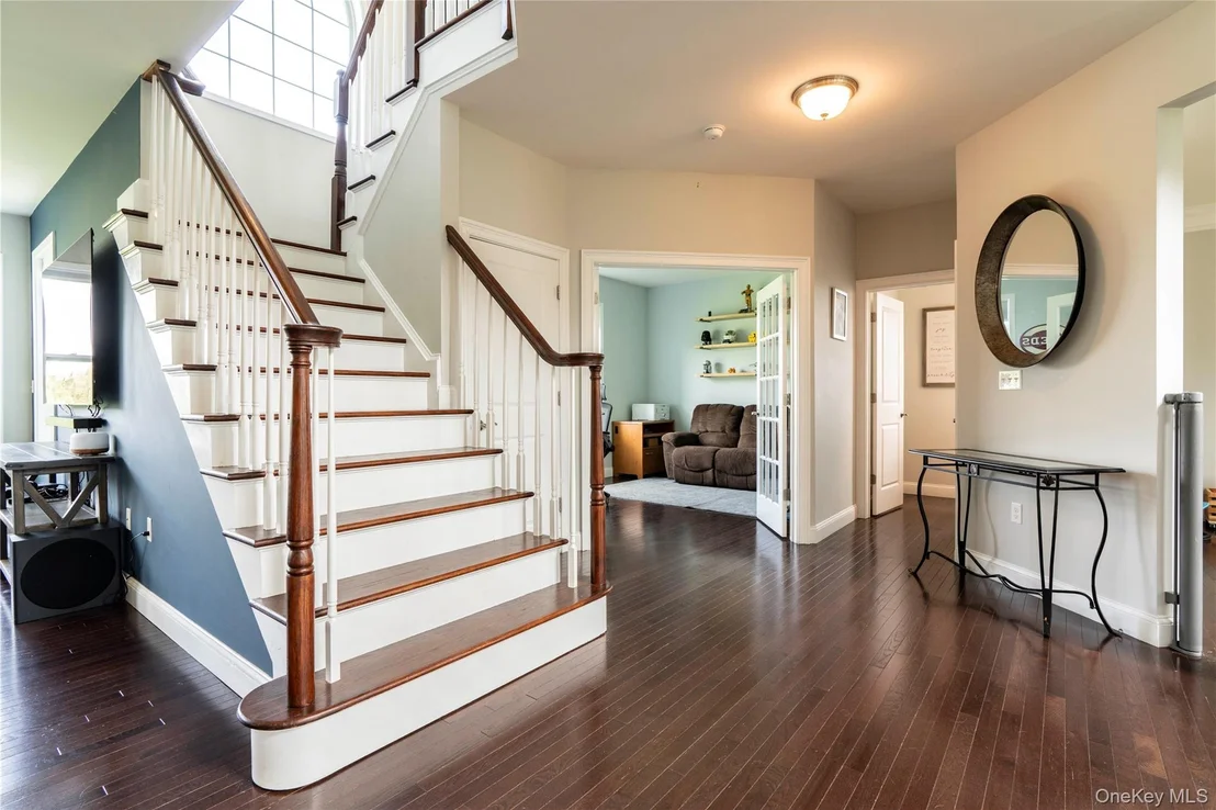 Photo of 58 Ridgeline Drive