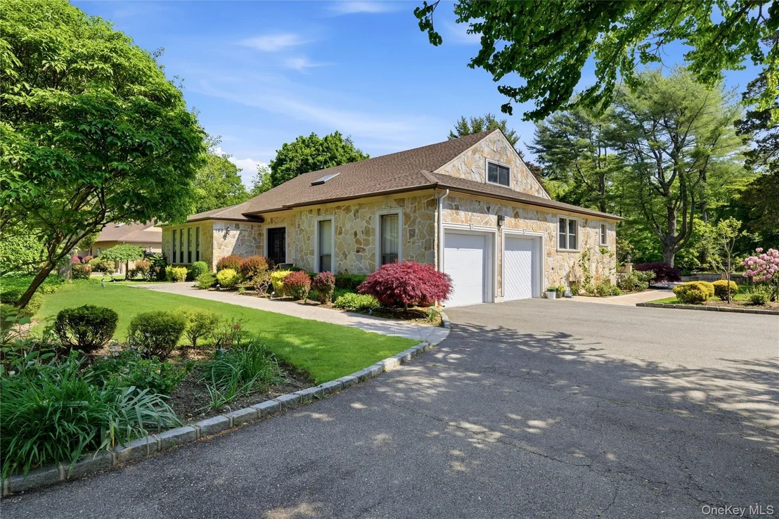 Photo of 199 Cold Spring Road