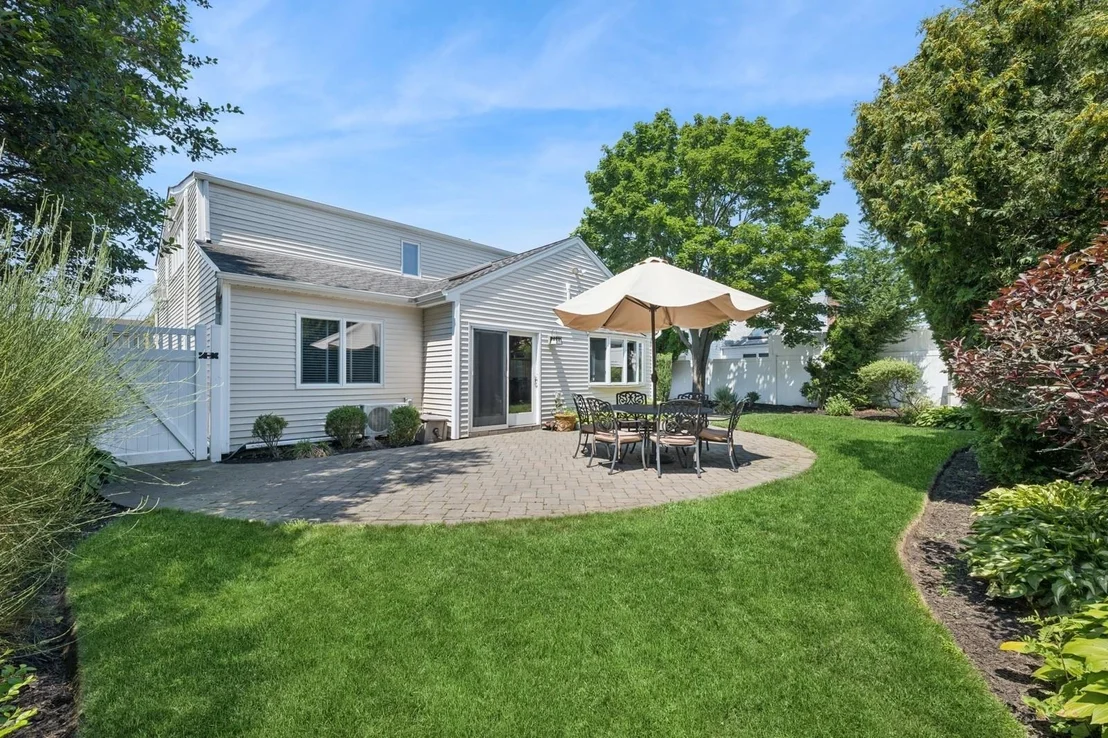 Photo of 2975 Susan Road