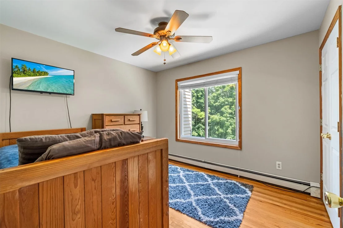 Photo of 10 BlueJay Place