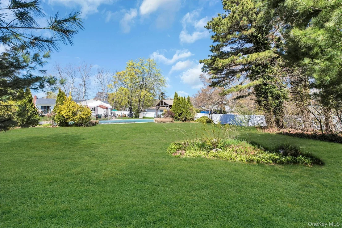 Photo of 183 Division Avenue