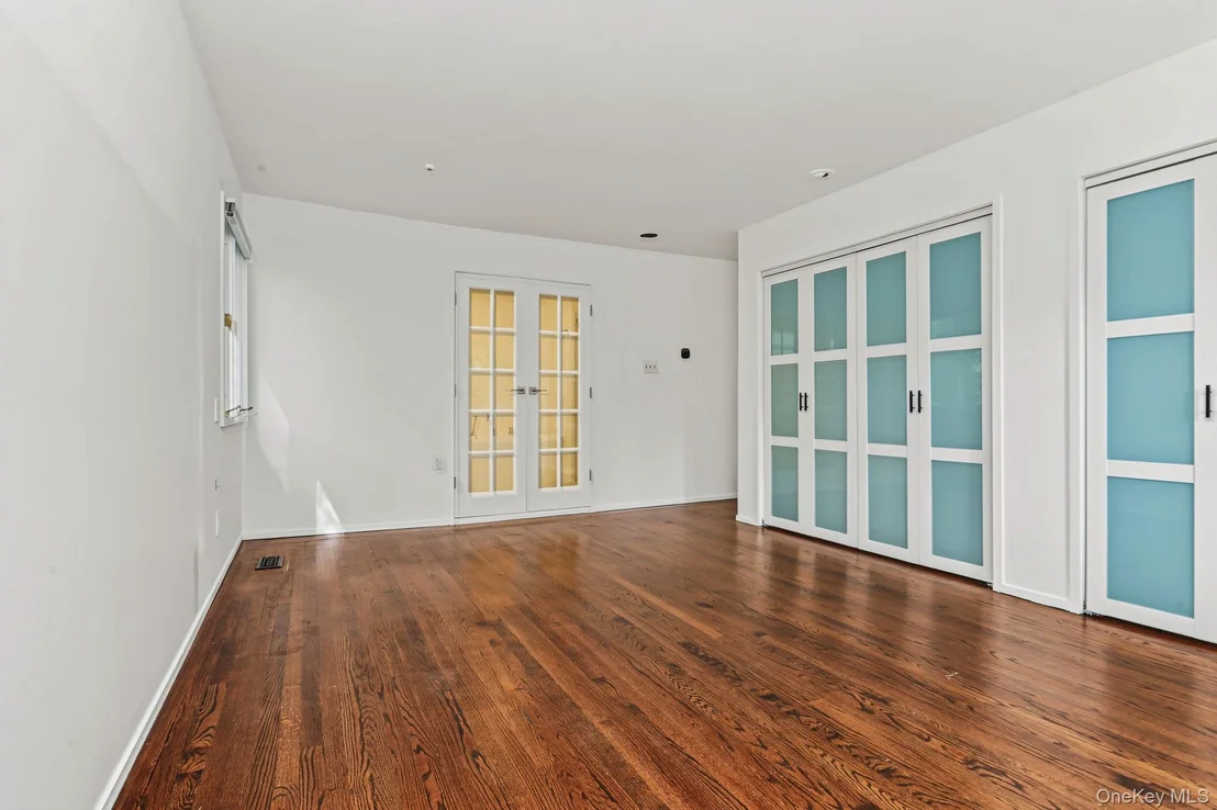 Photo of 4 Leatherstocking Lane