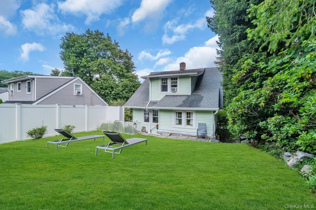 Photo of 24 Howard Avenue