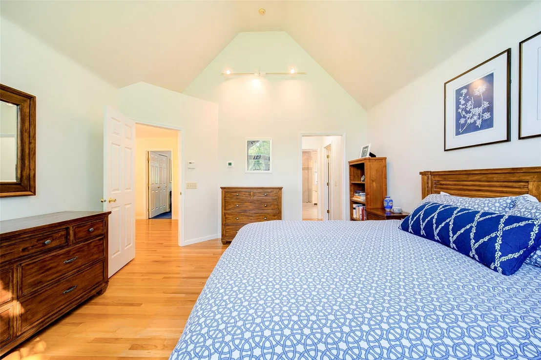 Photo of 2 Marion Way