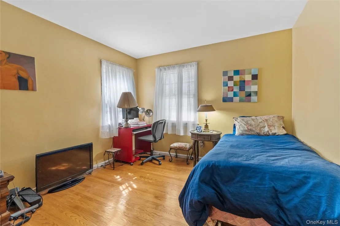 Photo of 18 Devon Road