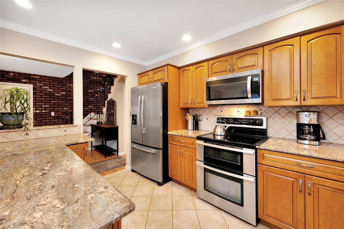 Photo of 4 Brooktree Circle