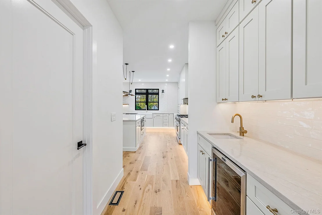 Photo of 2542 Lefferts Place