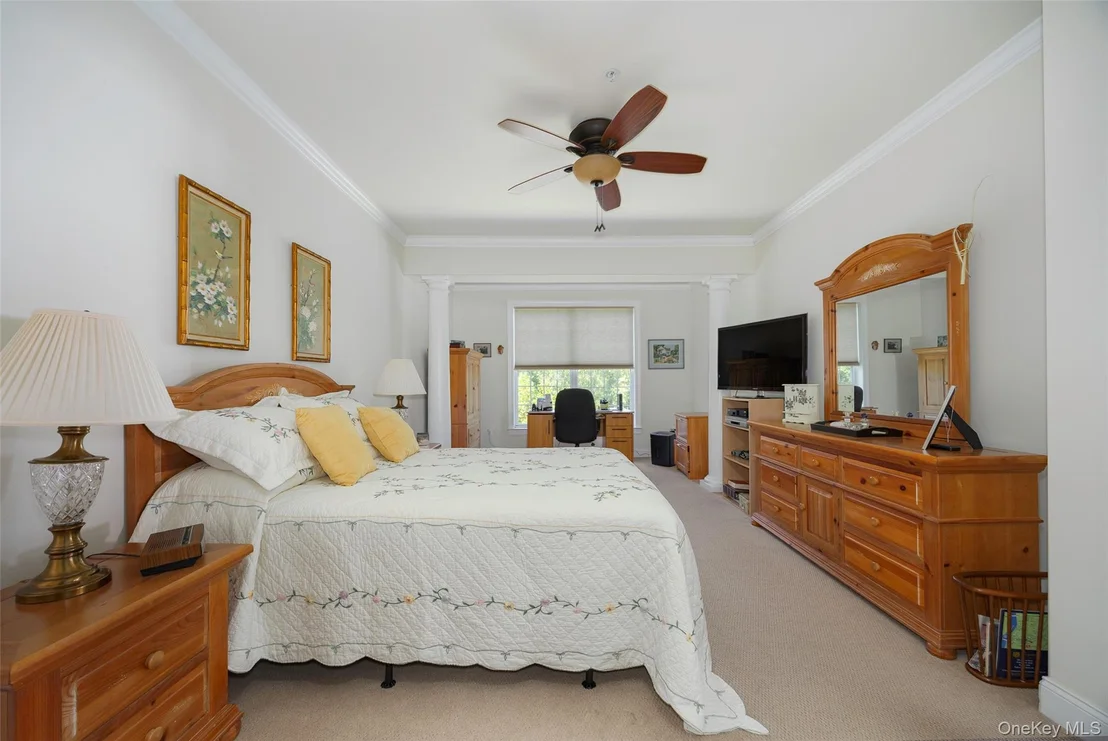 Photo of 334 Regency Drive
