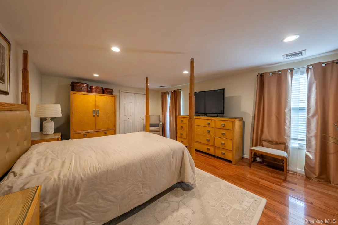 Photo of 20 Sterling Place