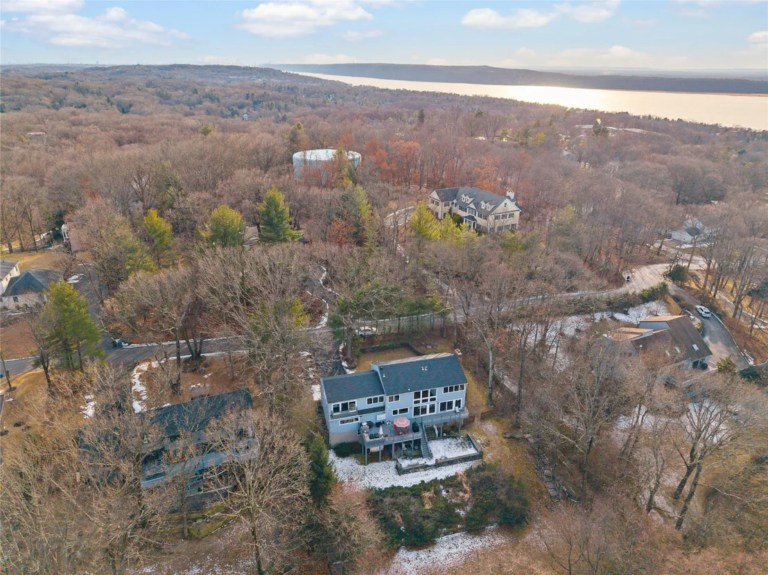 Photo of 44 Riverview Road