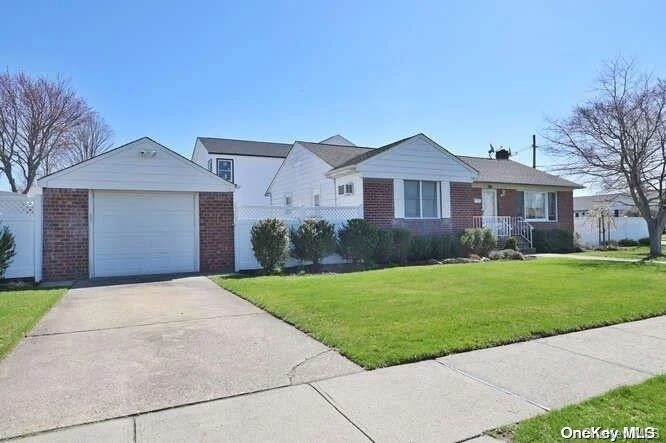 Photo of 1 Kay Avenue