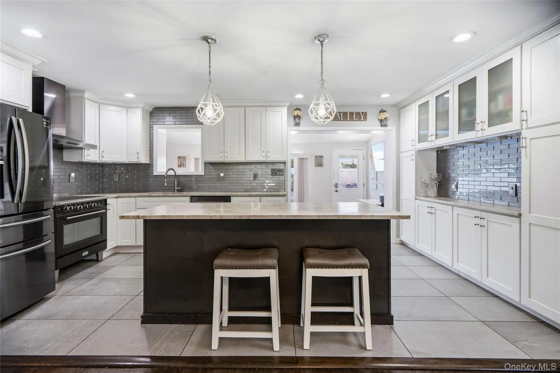 Photo of 1005 Ferngate Drive