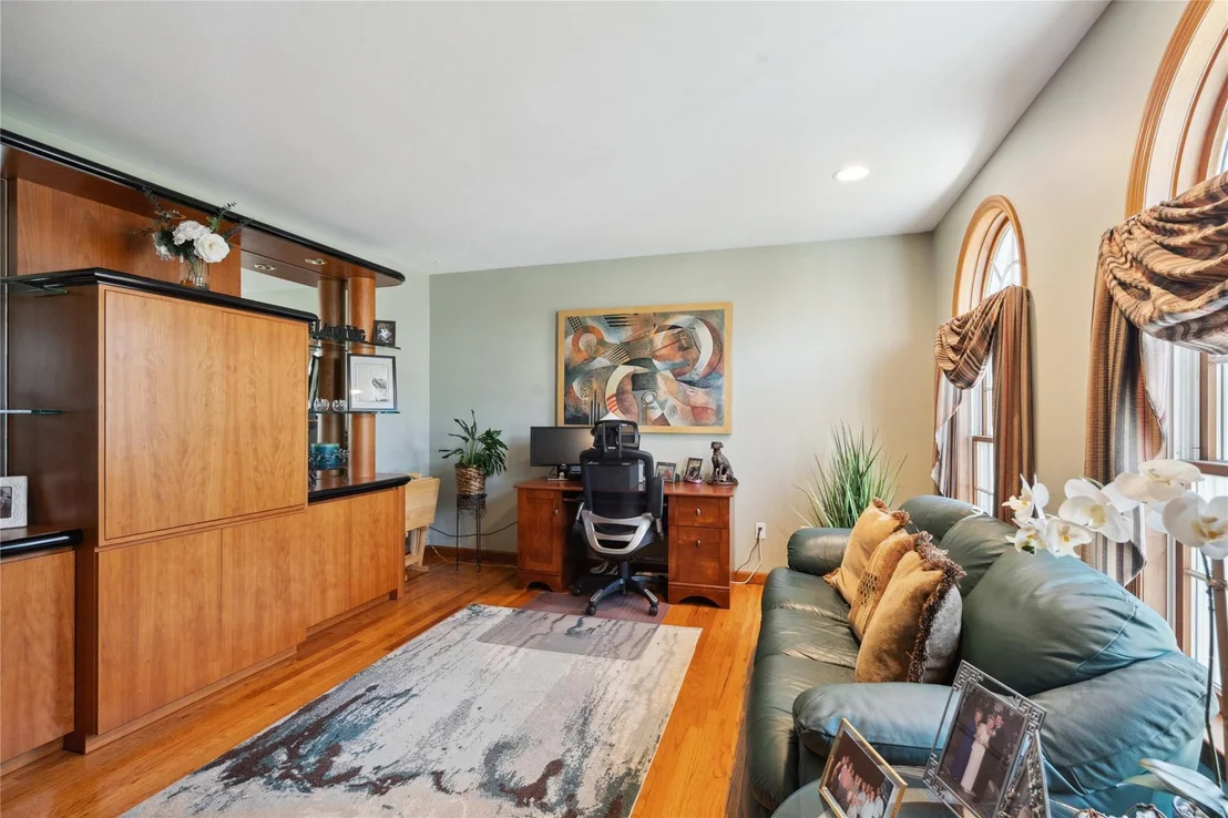 Photo of 45 Sunhill Road