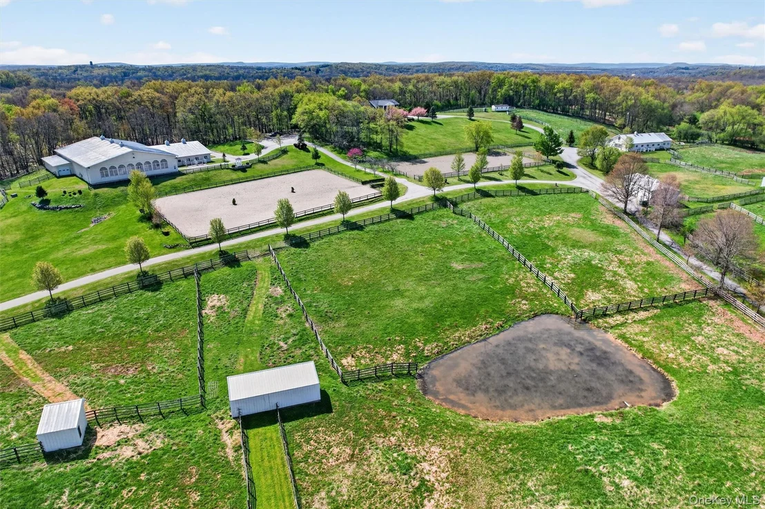 Photo of 285 Hill Road