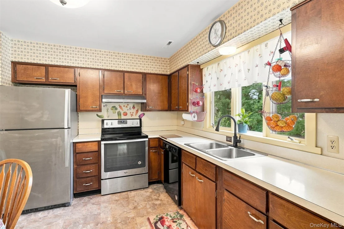 Photo of 16 Cromwell Drive
