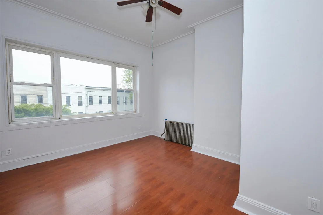 Photo of 284 Hemlock Street