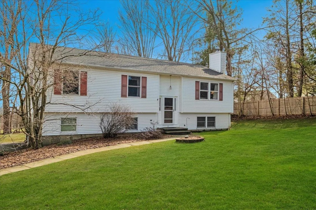 Photo of 10 Blueberry Drive
