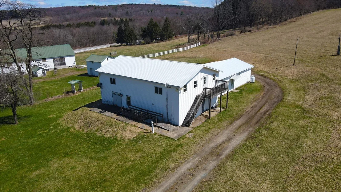 Photo of 892 Bowbell Road