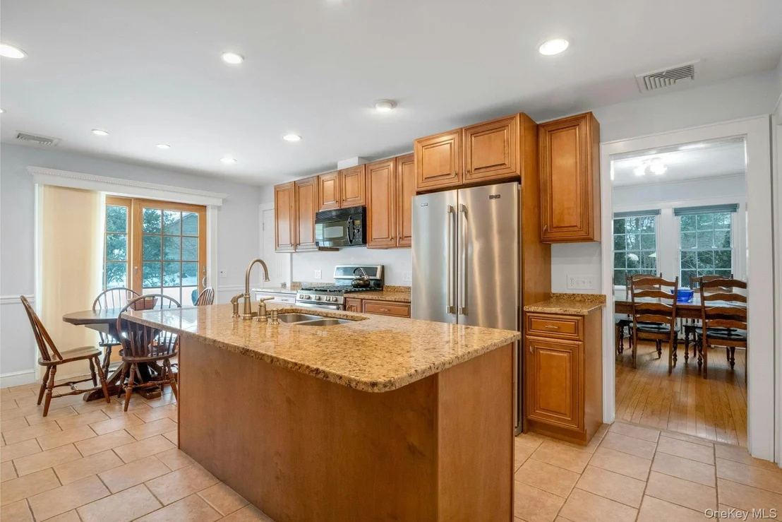 Photo of 25 Maple Road
