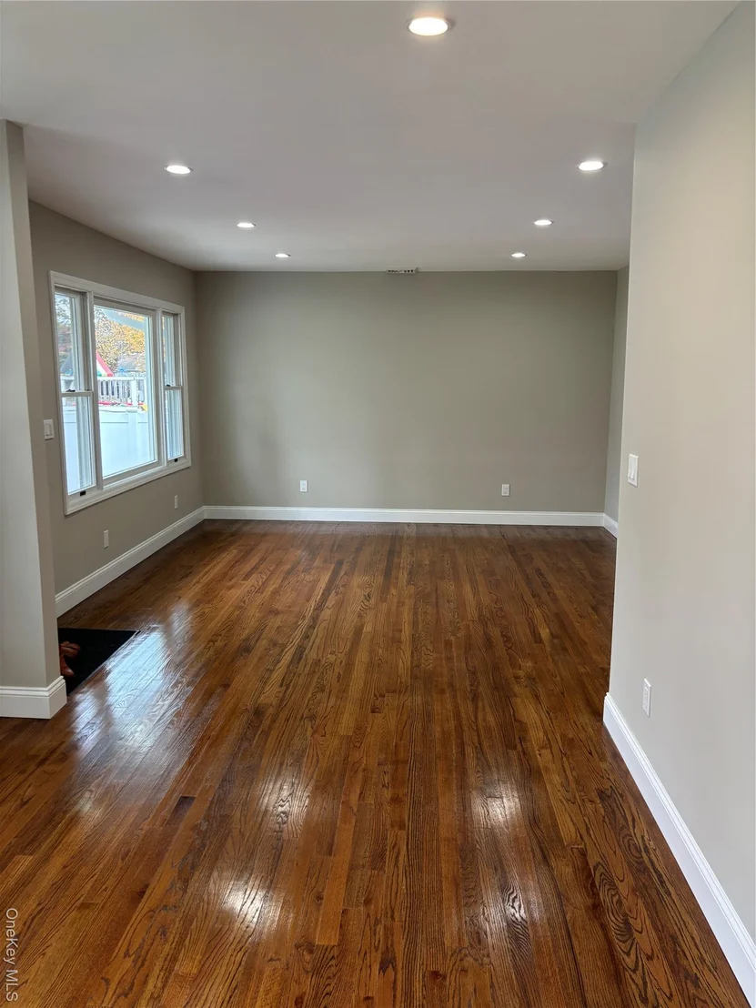 Photo of 14 Chenango Drive