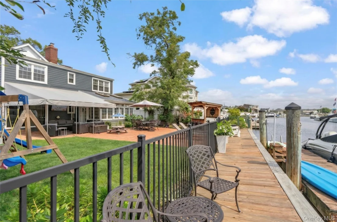 Photo of 57 Beach Road