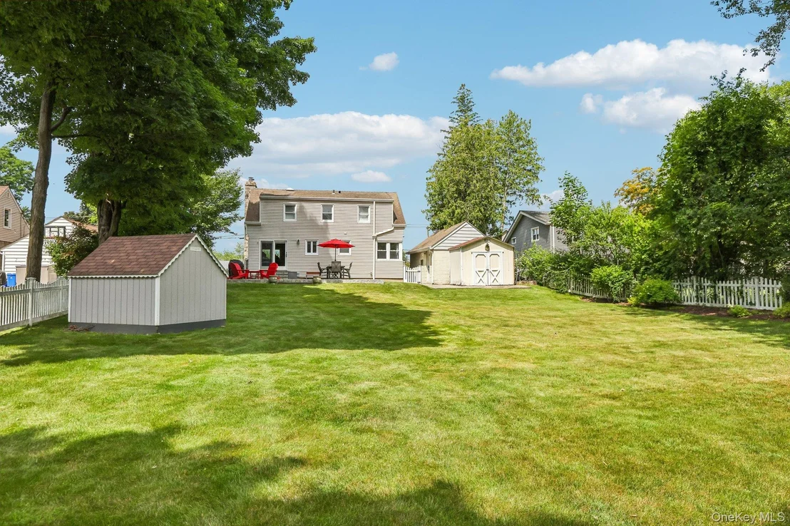 Photo of 512 Westlake Drive