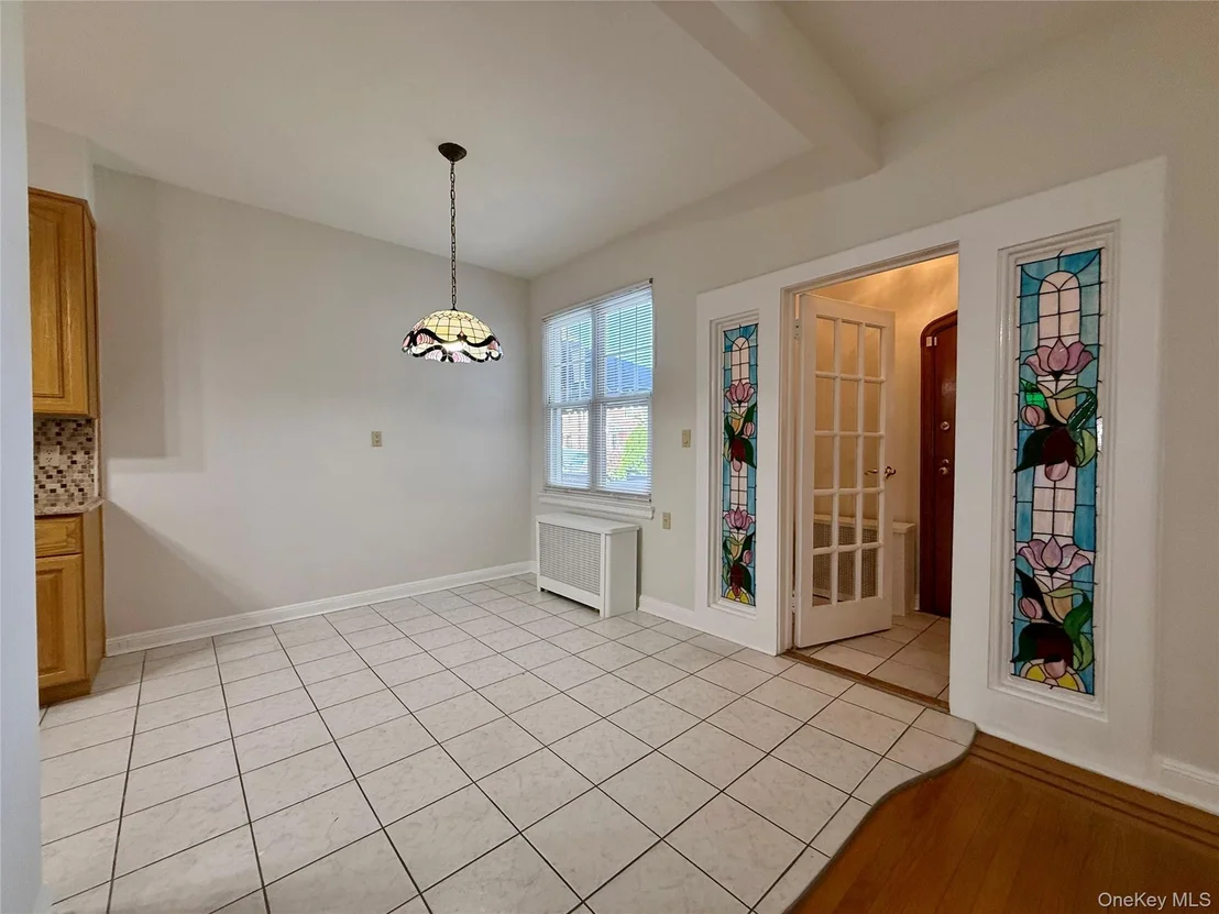 Photo of 5962 69th Lane