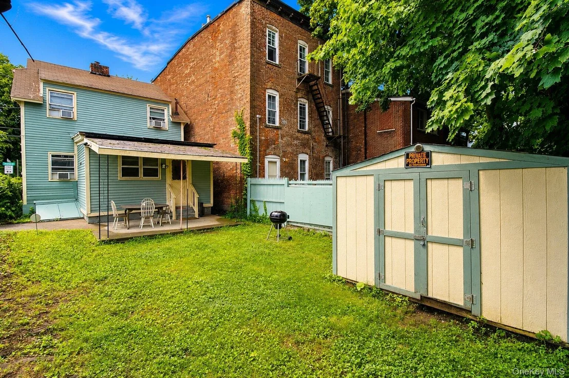 Photo of 105 Carson Avenue