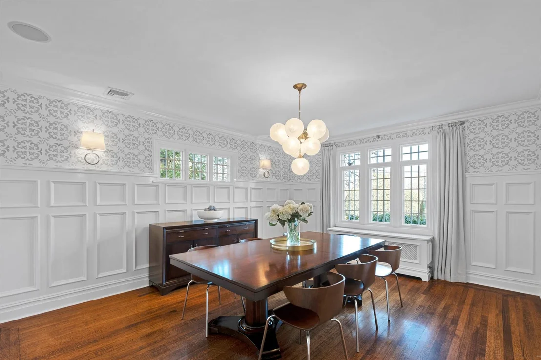 Photo of 18 Glen Eagles Drive