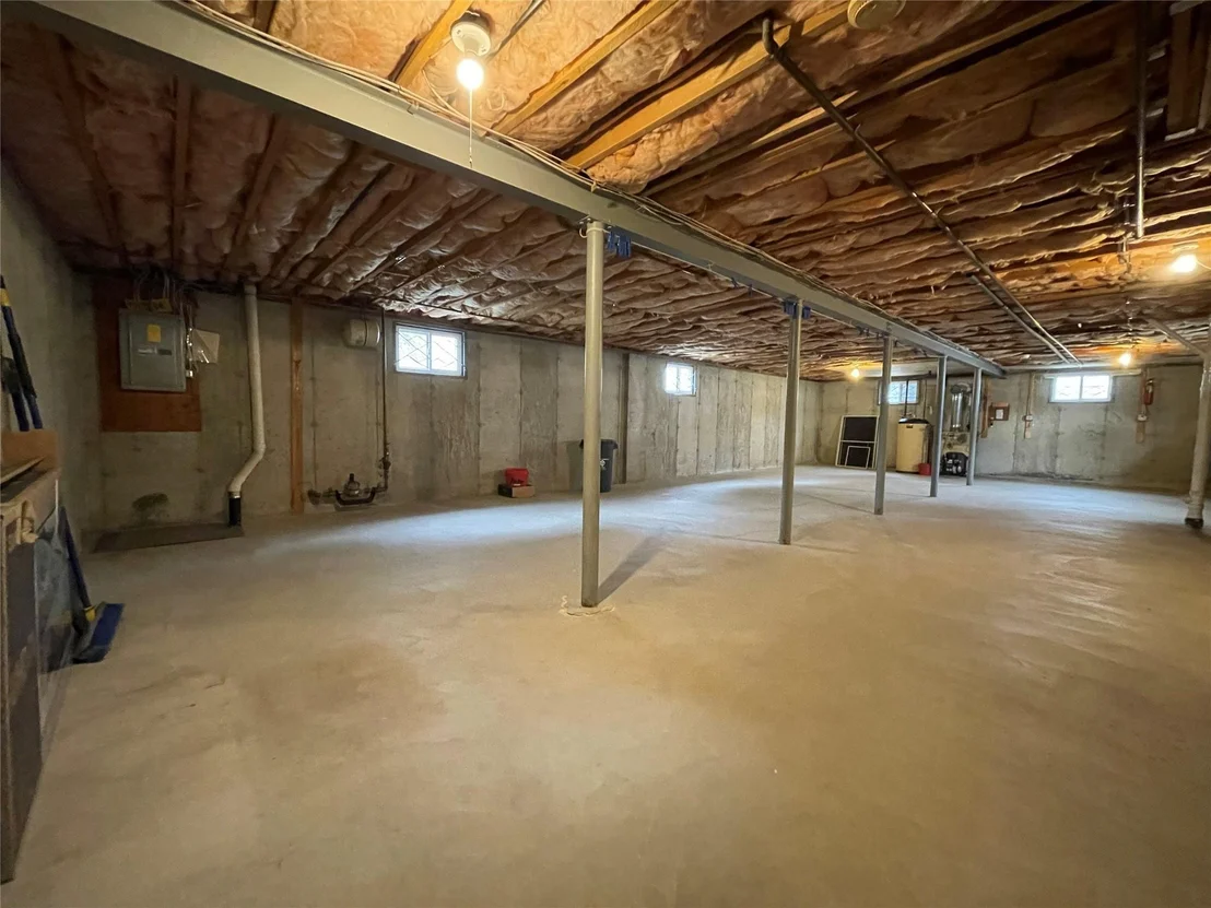 Photo of 1655 Lewis Road