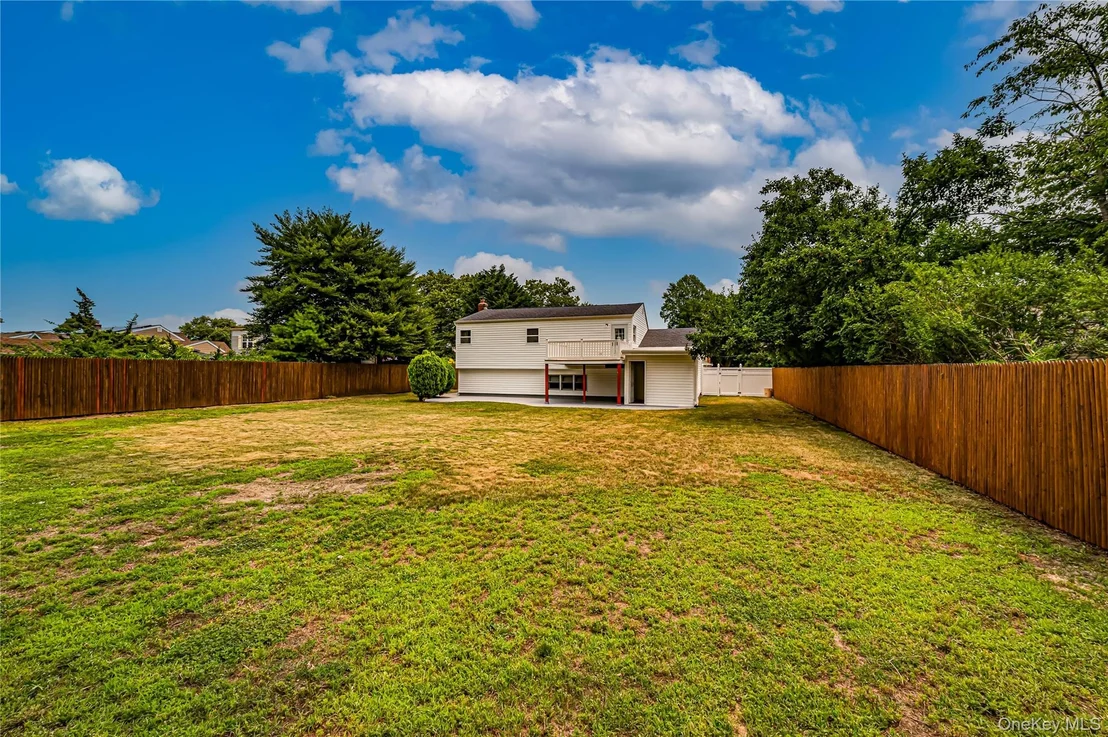 Photo of 696 Peter Paul Drive