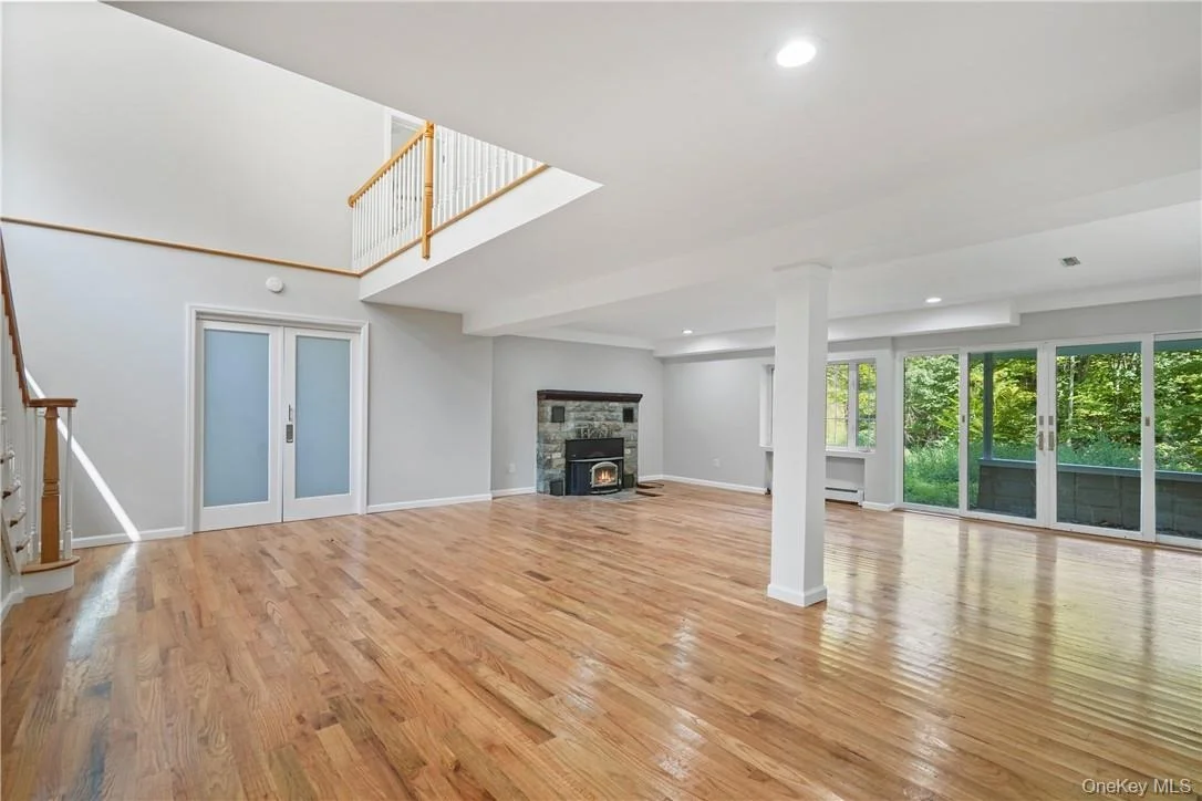 Photo of 448 Sprout Brook Road