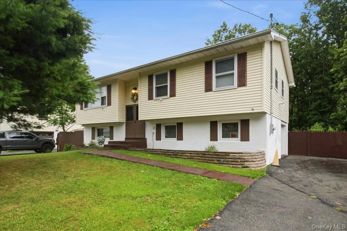 Photo of 184 Fulton Street