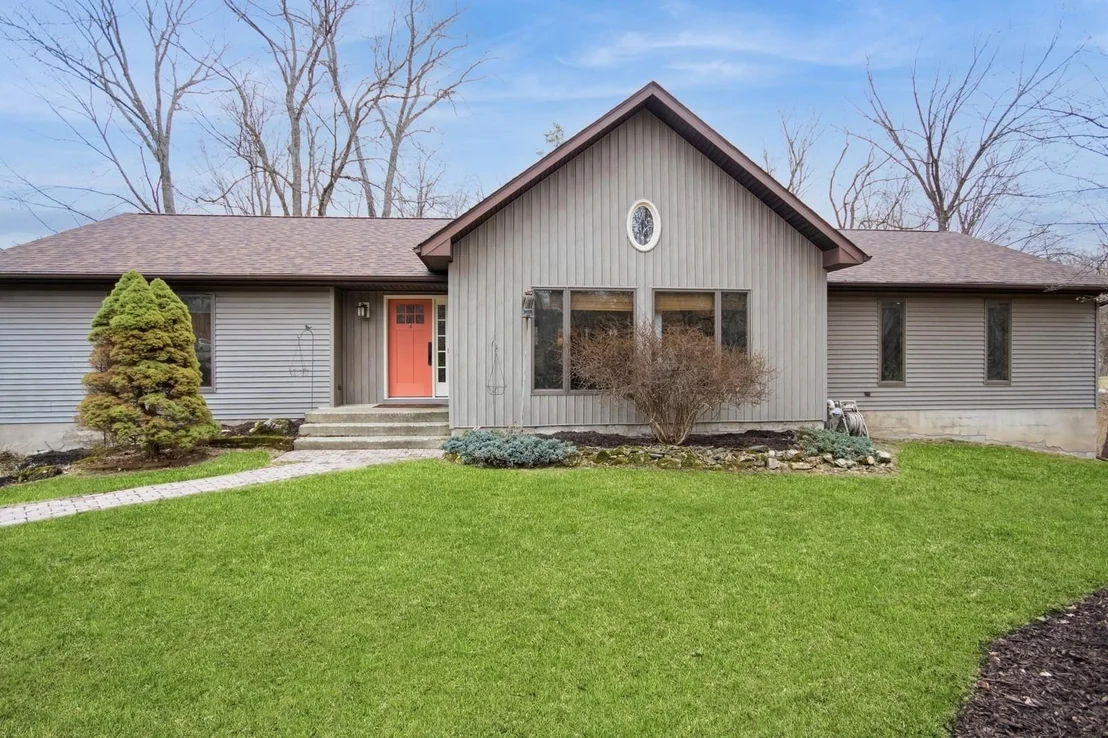Photo of 12 Red Oak Lane