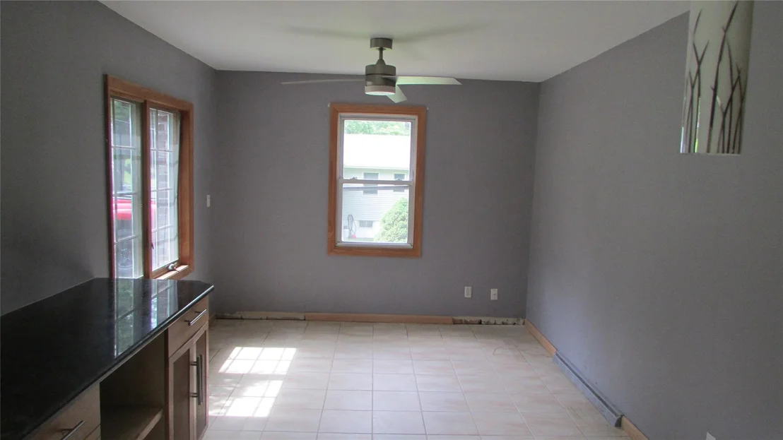 Photo of 231 Lakeview Road