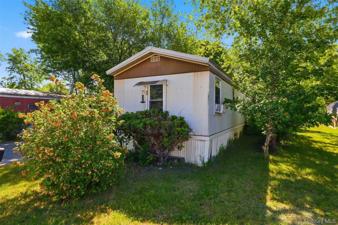 Photo of 2 Daisy Drive