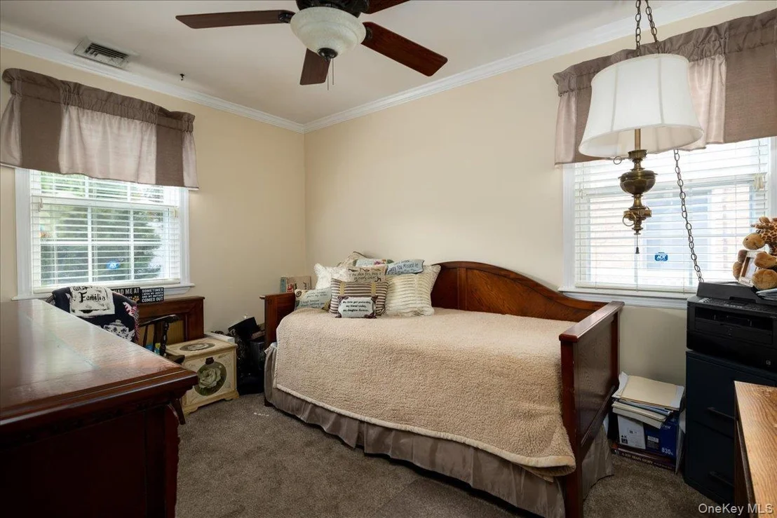 Photo of 131 Euston Road S