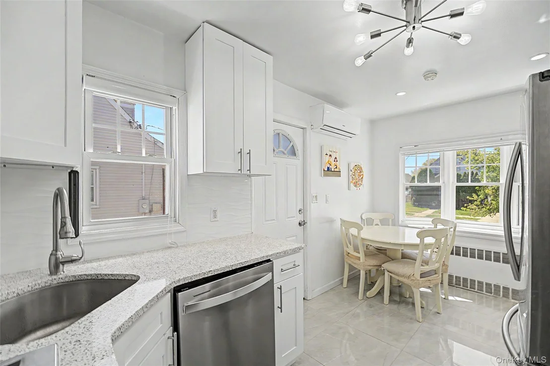 Photo of 545 7th Avenue