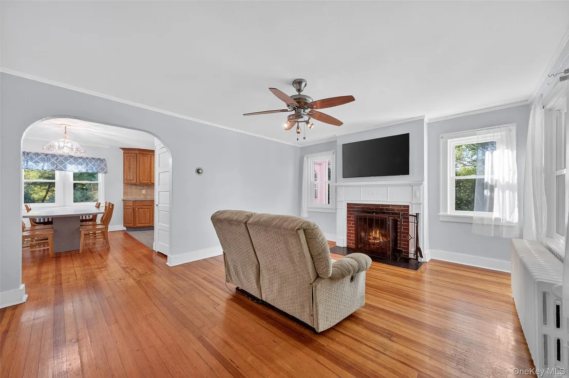 Photo of 34 Mountain View Road