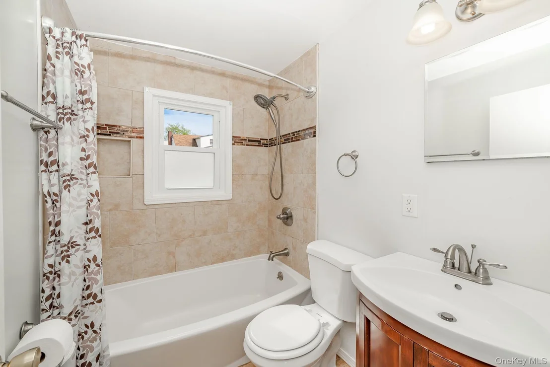 Photo of 1 Robert Avenue