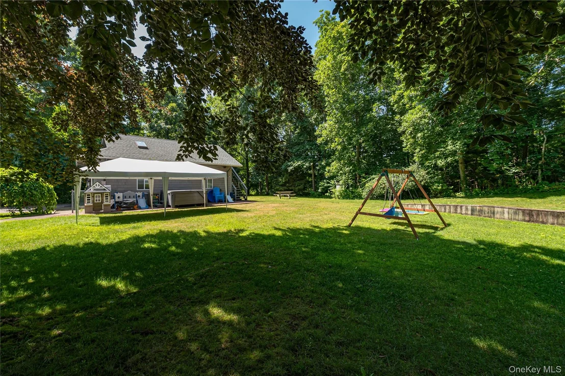 Photo of 81 Manor Lane