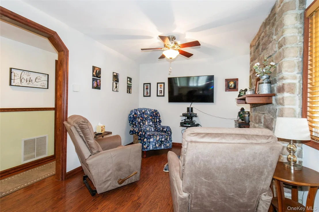 Photo of 43 Pickwick Drive