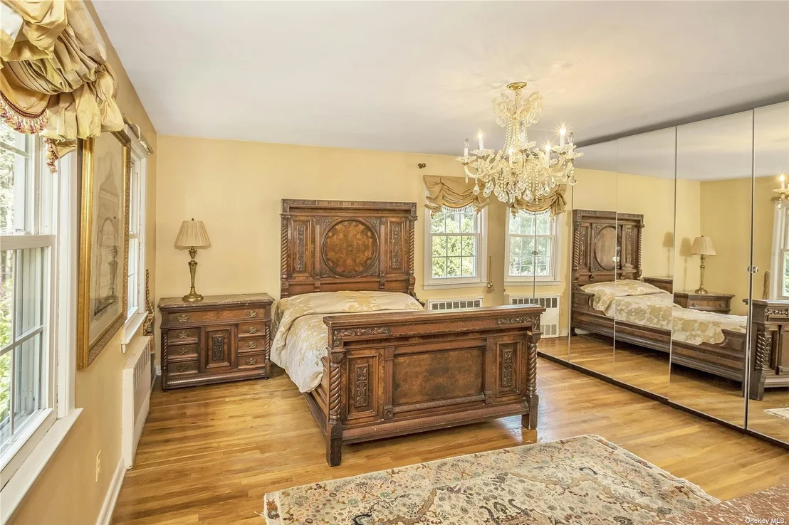Photo of 100 The Intervale