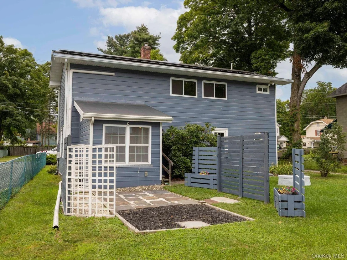Photo of 34 Tillson Road