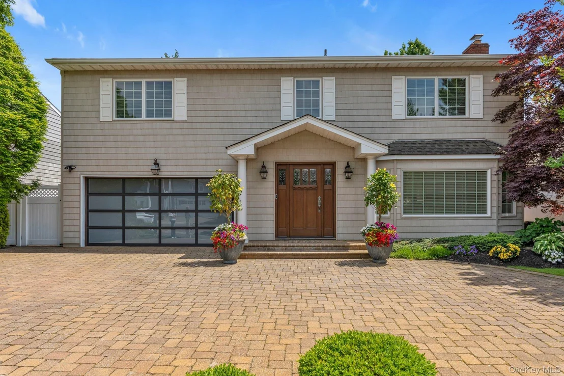 Photo of 2114 Donna Drive