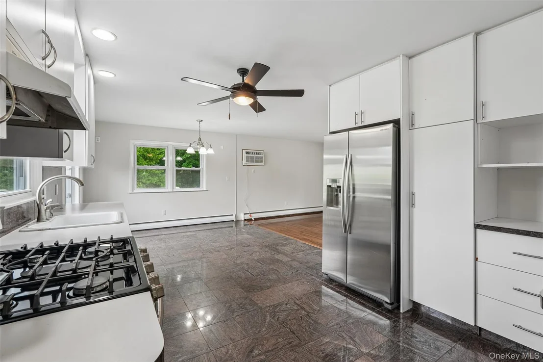 Photo of 53 W Ridge Road